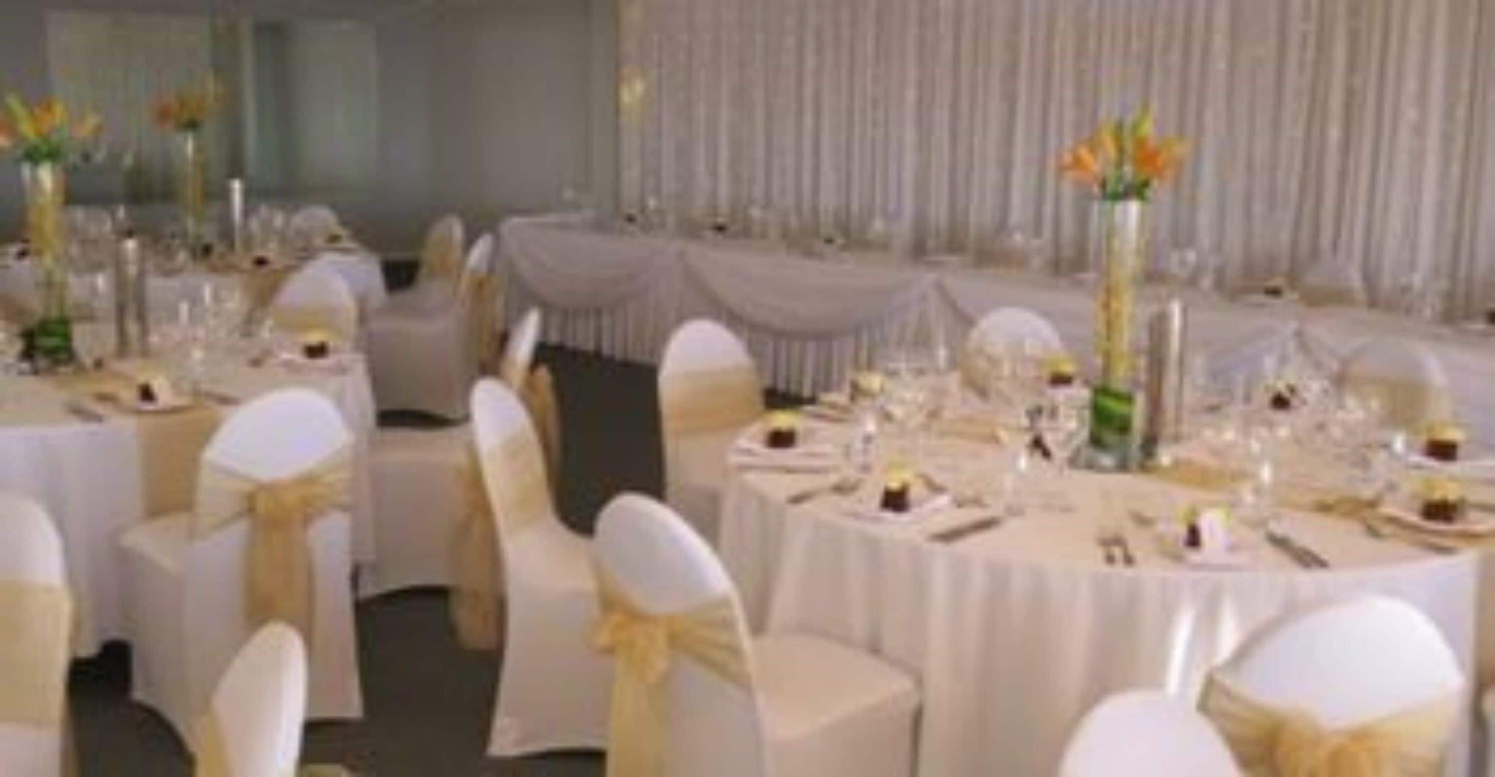 breakfast, lunch, dinner served; local cuisine