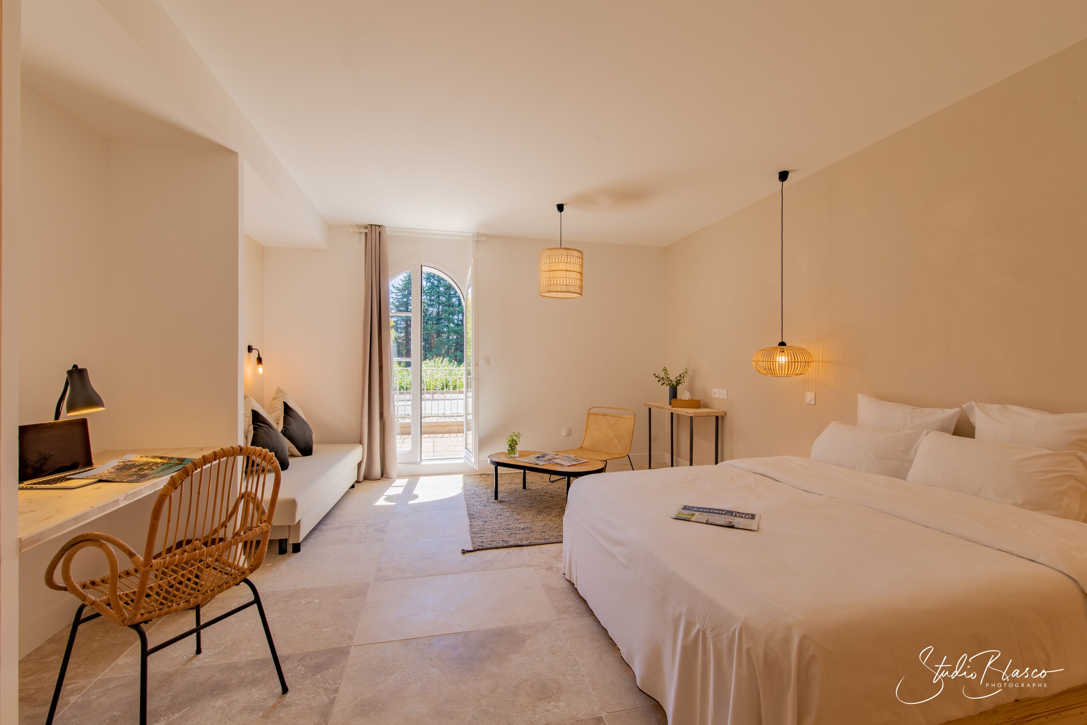 Superior Double Room, Private Bathroom (4 personnes) | Laptop workspace, free WiFi