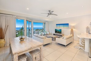 Télévision à écran plat de 40 pouces avec chaînes numériques, télévision