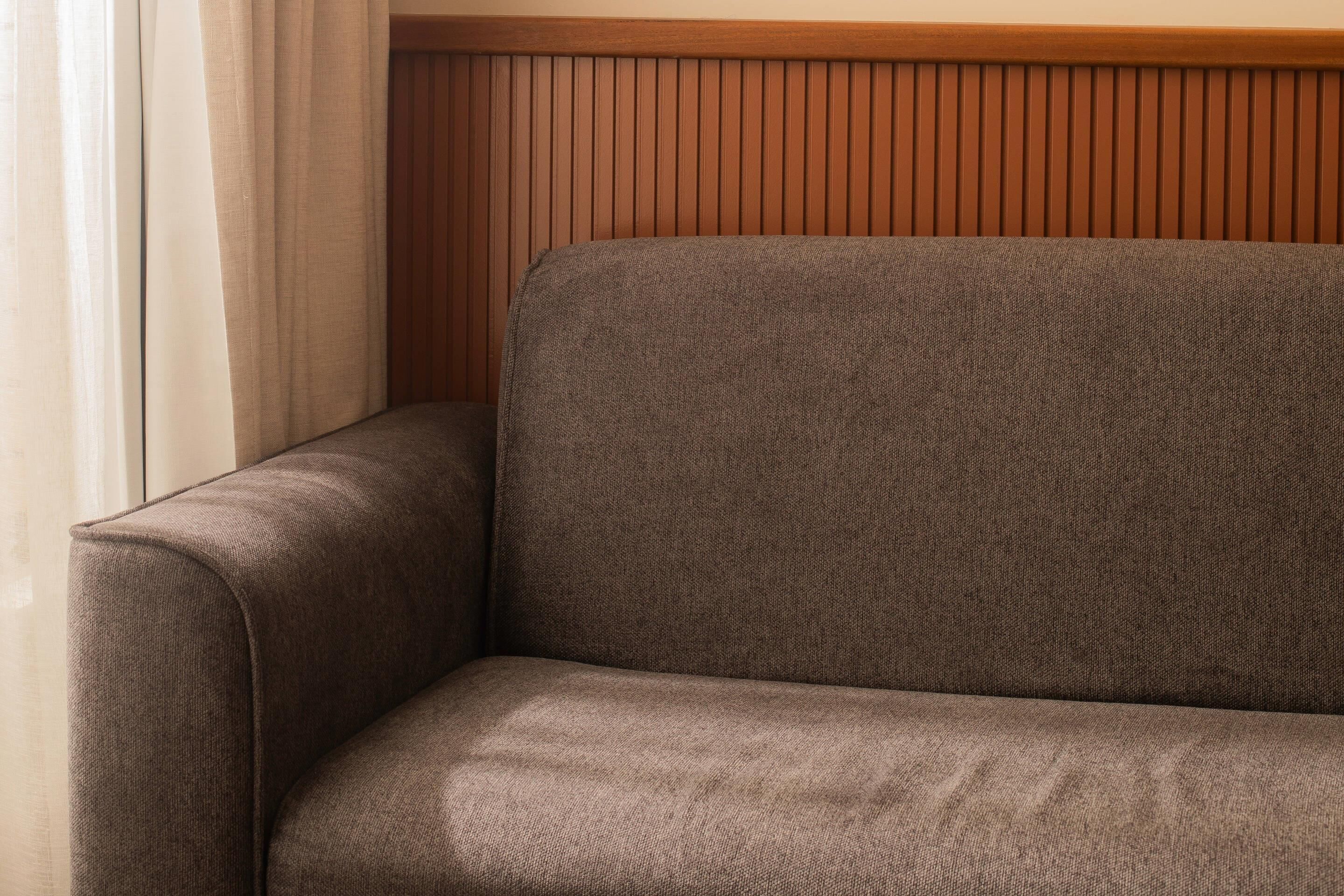 Business Room (King) | Iron/ironing board, free cribs/infant beds, free WiFi, bed sheets