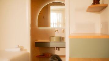 Iron/ironing board, free cots/infant beds, free WiFi, bed sheets