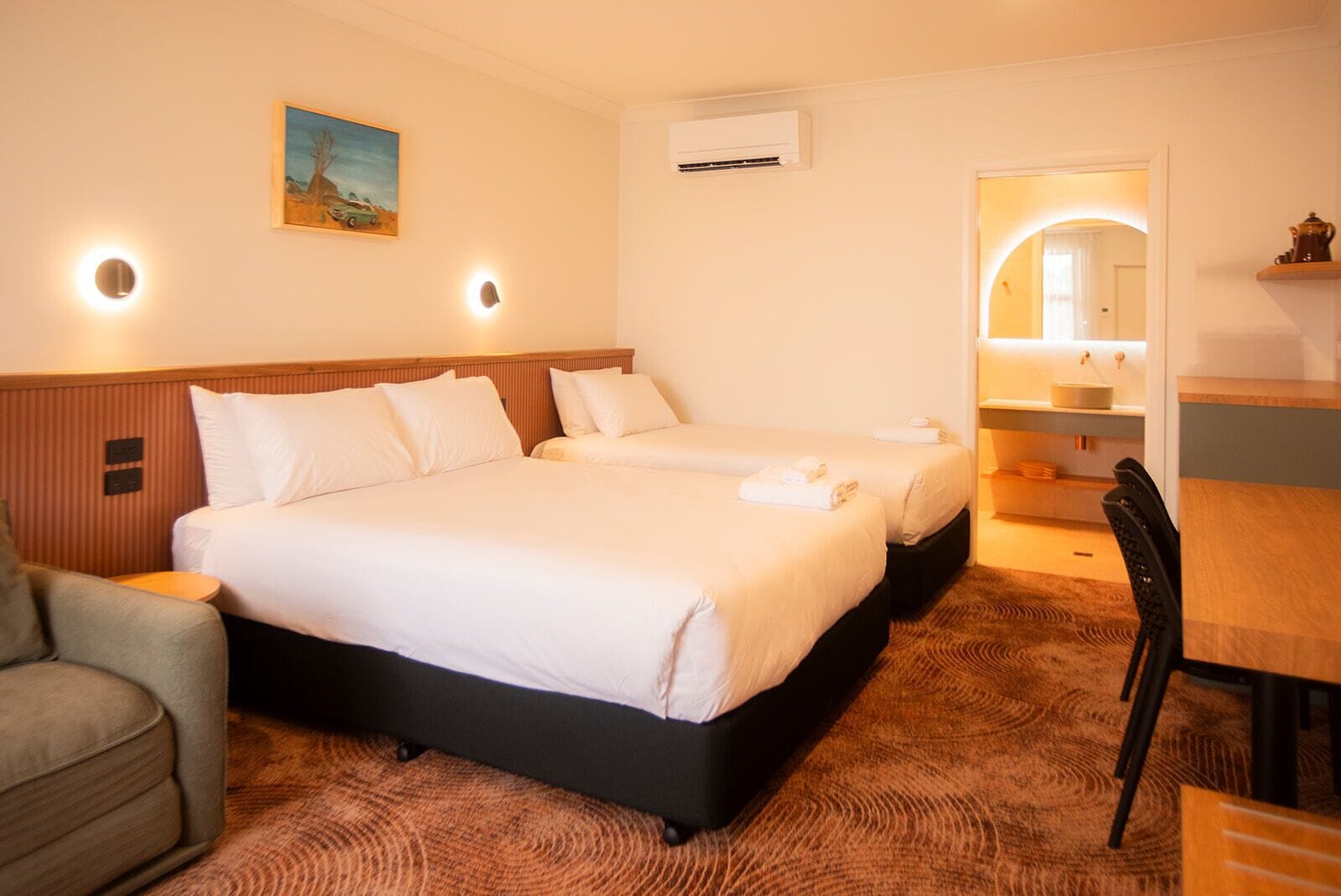 Habitación (Twin) | Tabla de planchar con plancha, cunas gratuitas y wifi gratis 