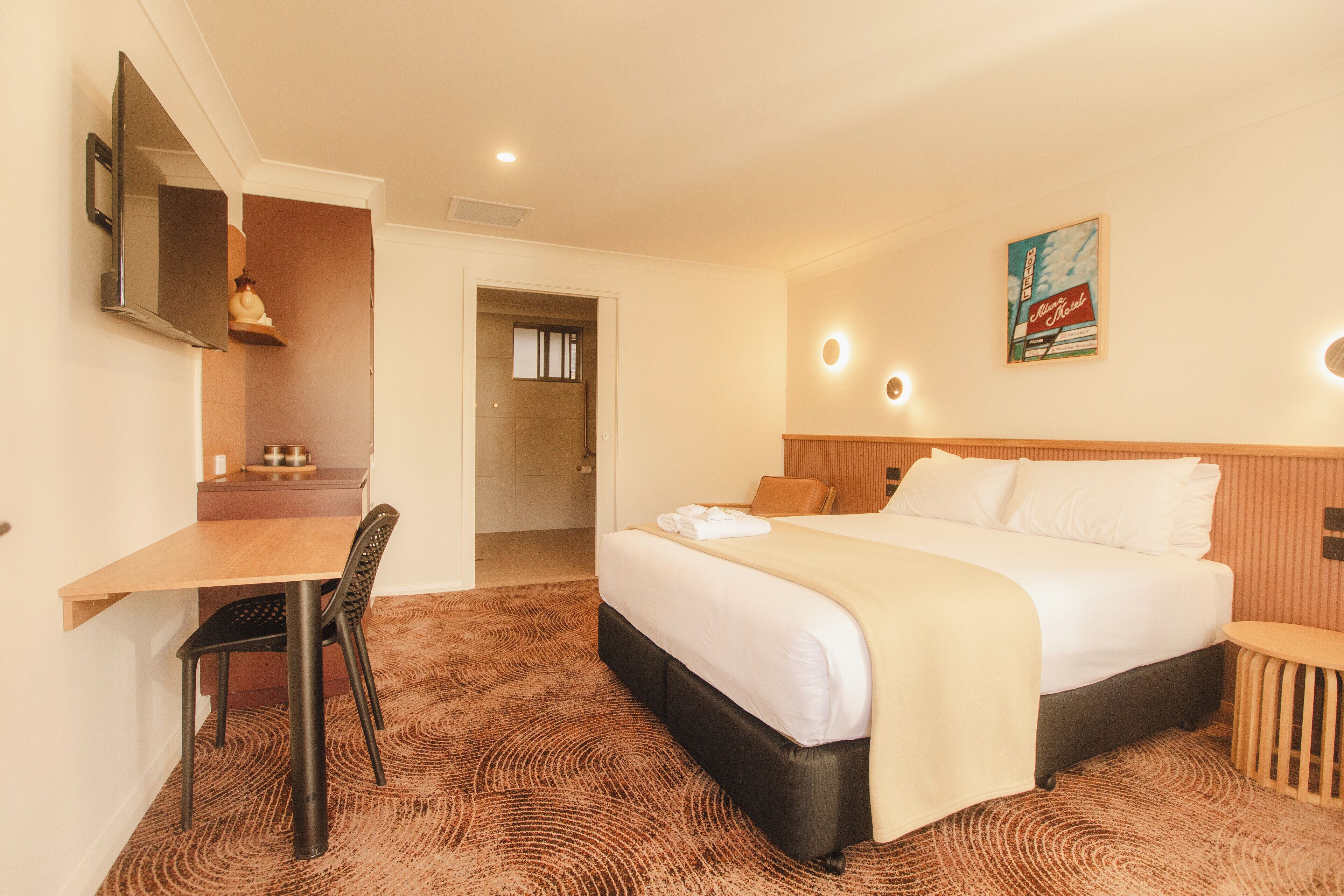 Room, 1 Queen Bed, Hearing Accessible, Non Smoking (Mobility) | Iron/ironing board, free cribs/infant beds, free WiFi, bed sheets