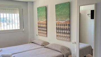 Down duvets, desk, free WiFi, bed sheets