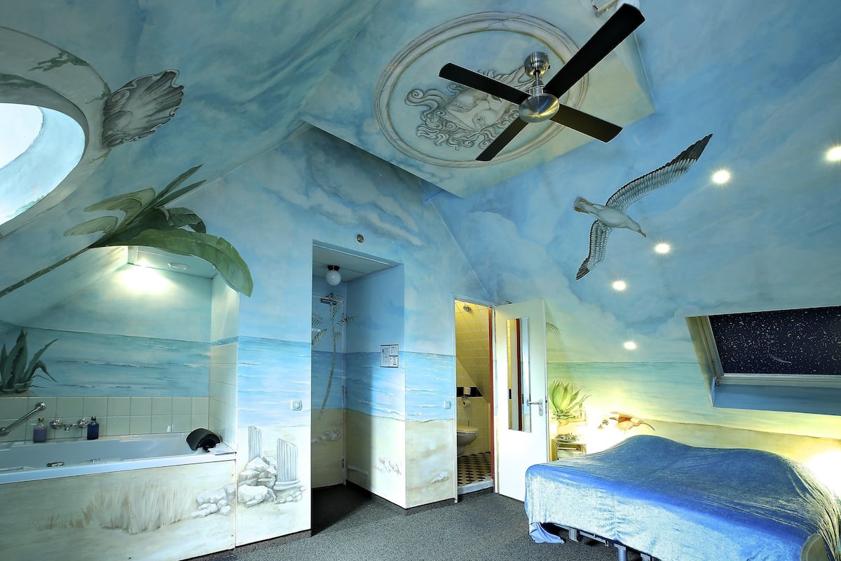 exclusive double room (theme room) | hypo-allergenic bedding, individually decorated, desk