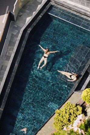 2 outdoor pools, open 7:00 AM to 7:00 PM, pool umbrellas, sun loungers - Hotel Tirol (Fiss)