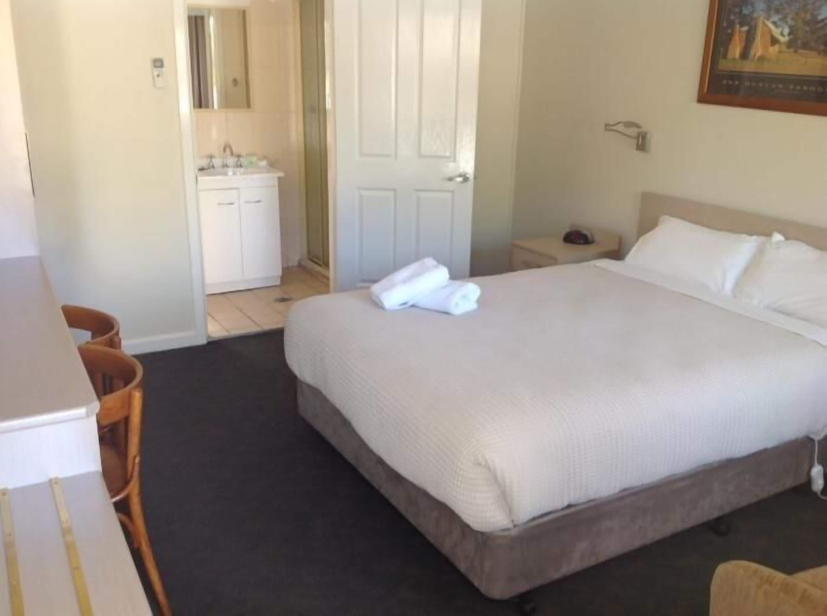 Standard Room, Non Smoking (Queen Room 3.5 *)