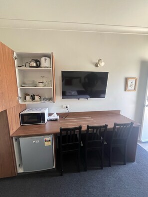 Room amenity - Gabriel Motor Inn (Gundagai)