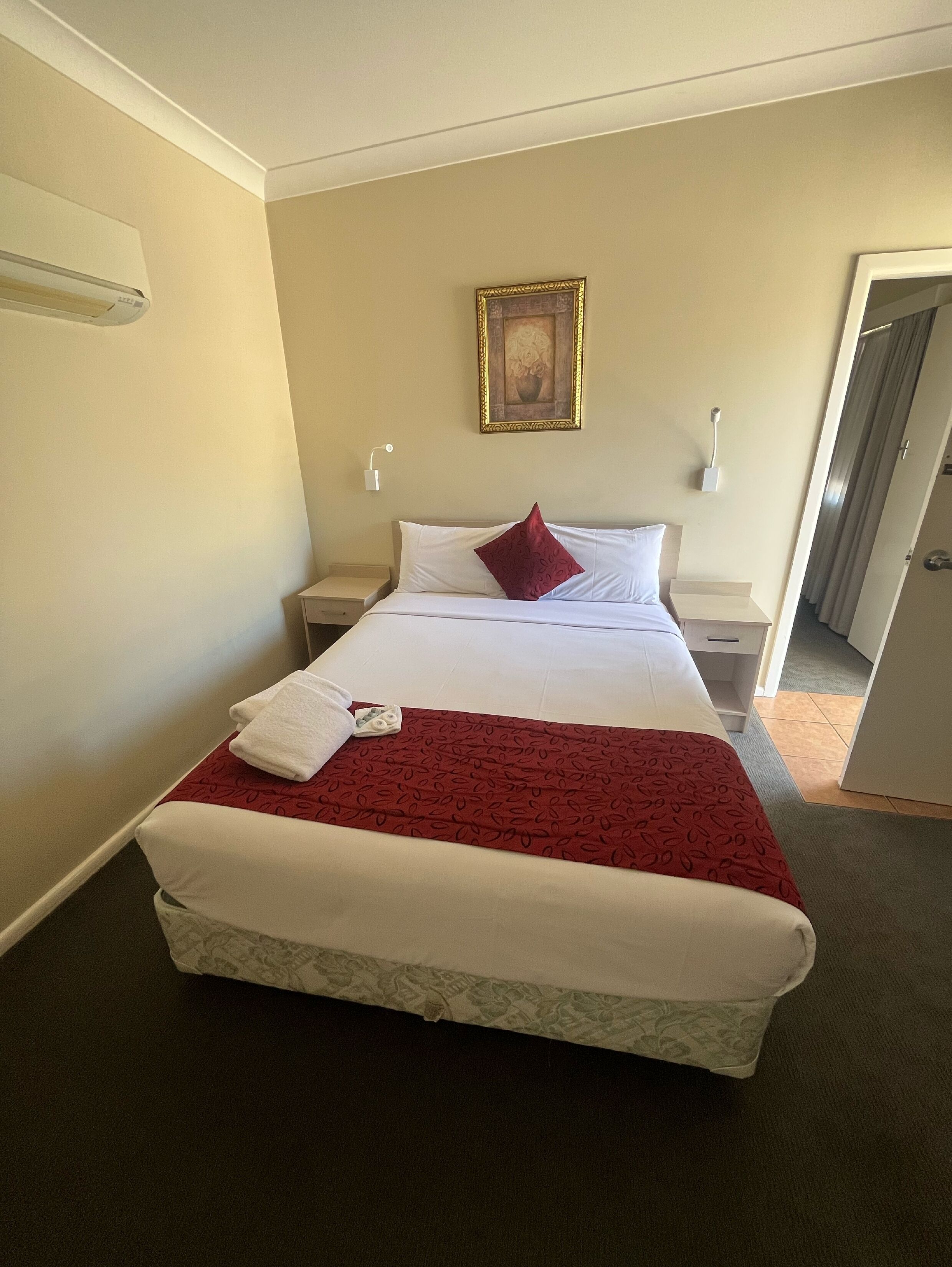 Desk, iron/ironing board, free WiFi, bed sheets