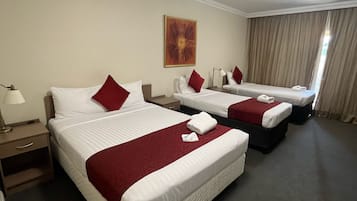 Deluxe Room, Non Smoking, Balcony (Deluxe family room 4 *) | Desk, iron/ironing board, free WiFi, bed sheets