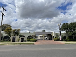 Fachada de la propiedad