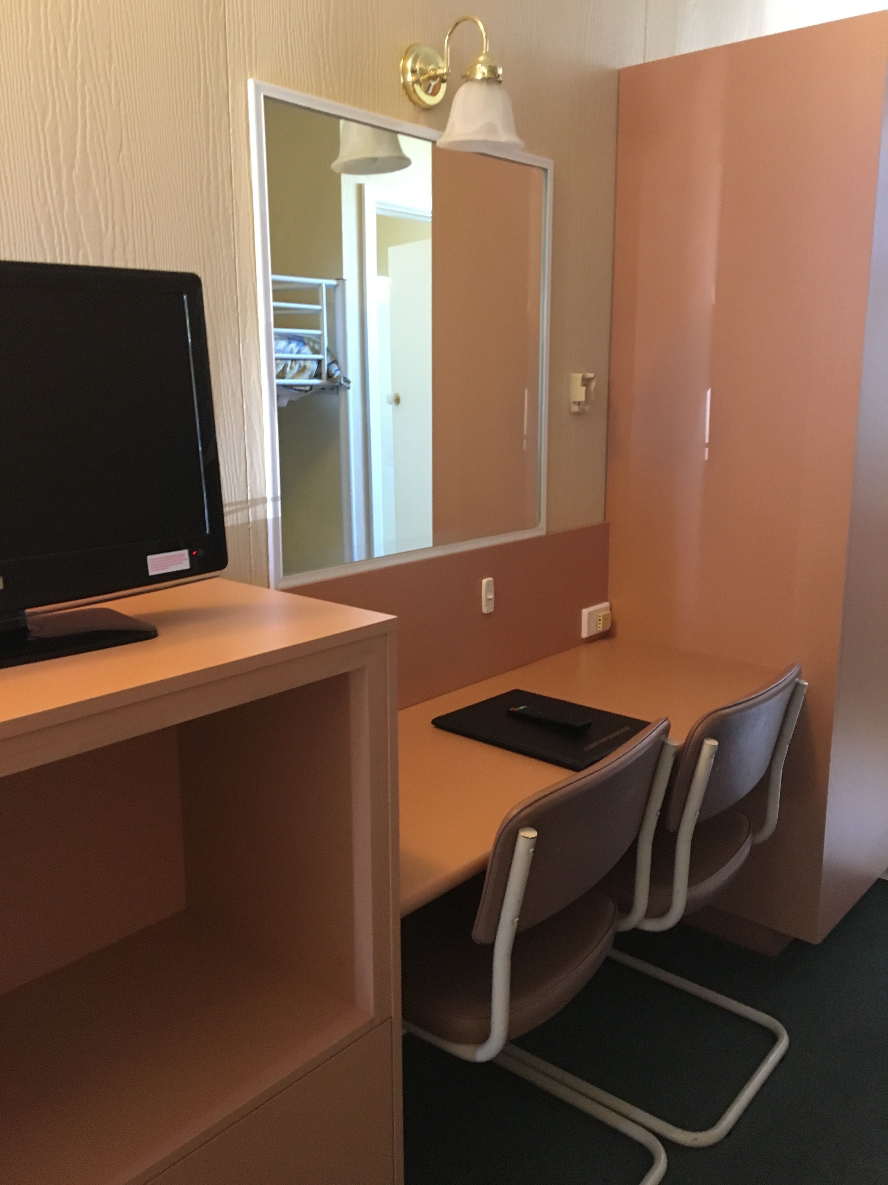 家庭开间, 无烟房 | 笔记本电脑工作区、熨斗/熨衣板、免费 WiFi、床单