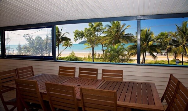 Apollo Jewel Unit 4 | Terrace/patio