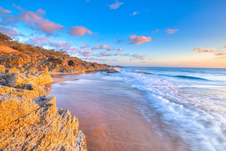 Una playa cerca