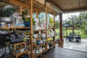 Gift shop - 1770 Getaway (Agnes Water)