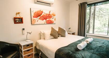 Alpine Riverside Cottages