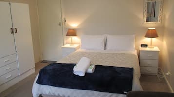 Free WiFi, bed sheets