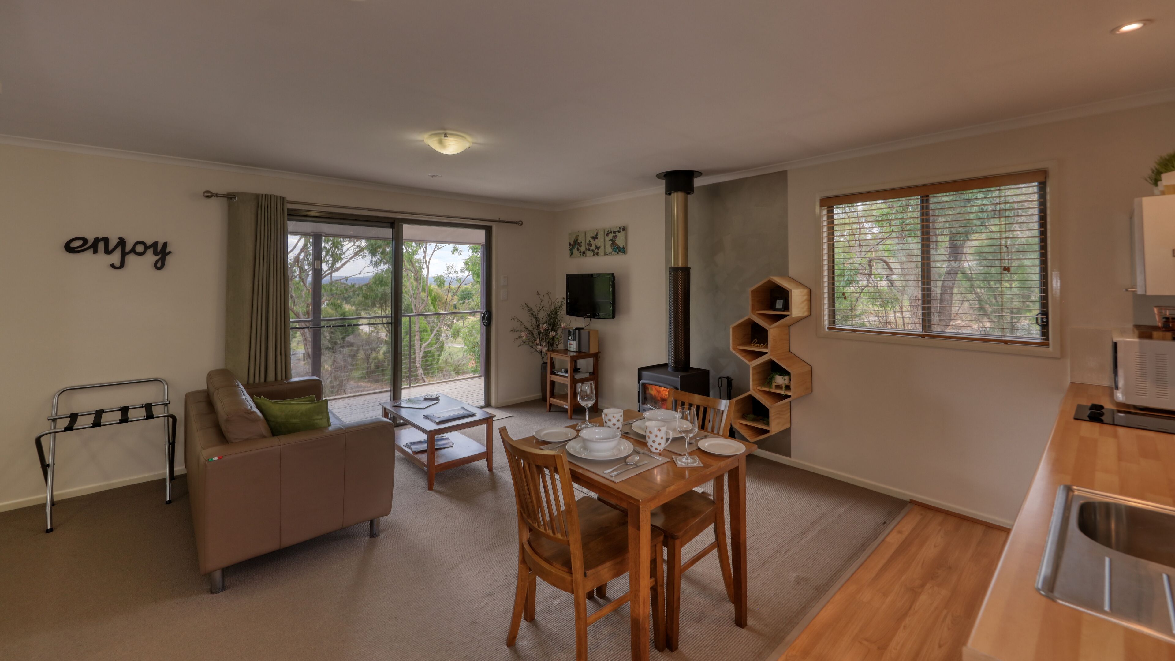 Standard Studio, Non Smoking, Kitchen (2) Studio Villa) | Individually decorated, individually furnished, iron/ironing board