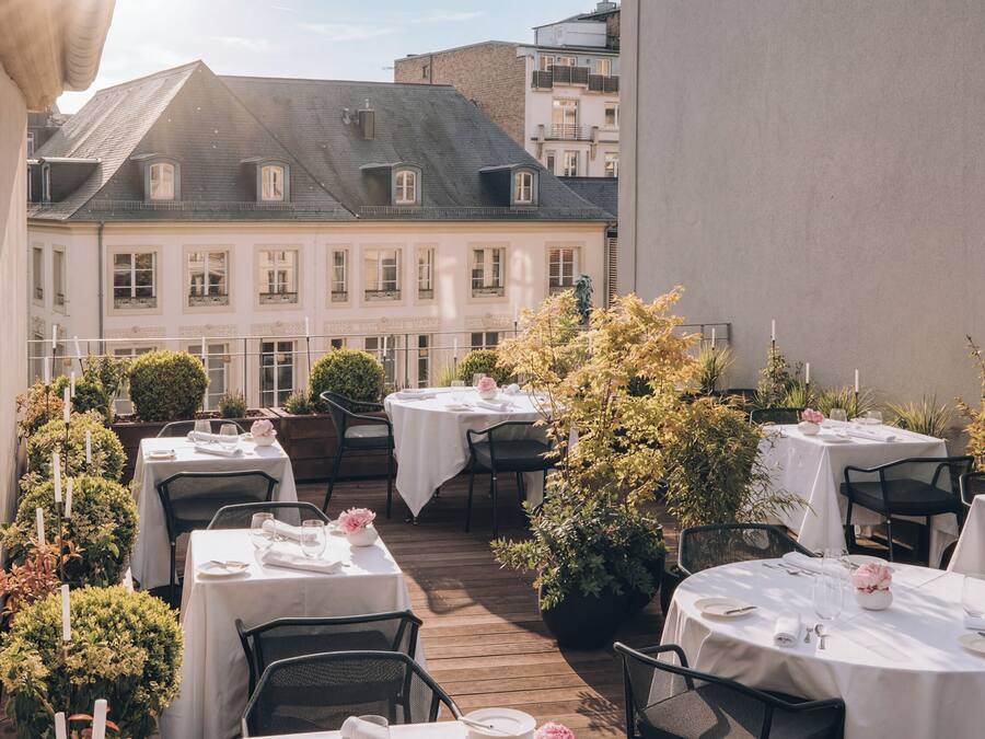 3 restaurants; ze serveren er ontbijt, lunch en diner