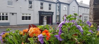Mahons Hotel