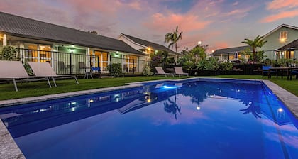 Ash Grove Boutique Motel