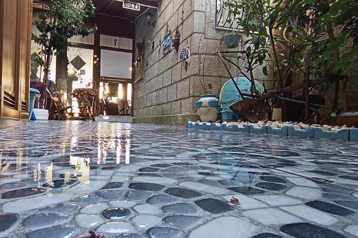 ميني بار وخزنة داخل الغرفة وواي فاي مجانًا