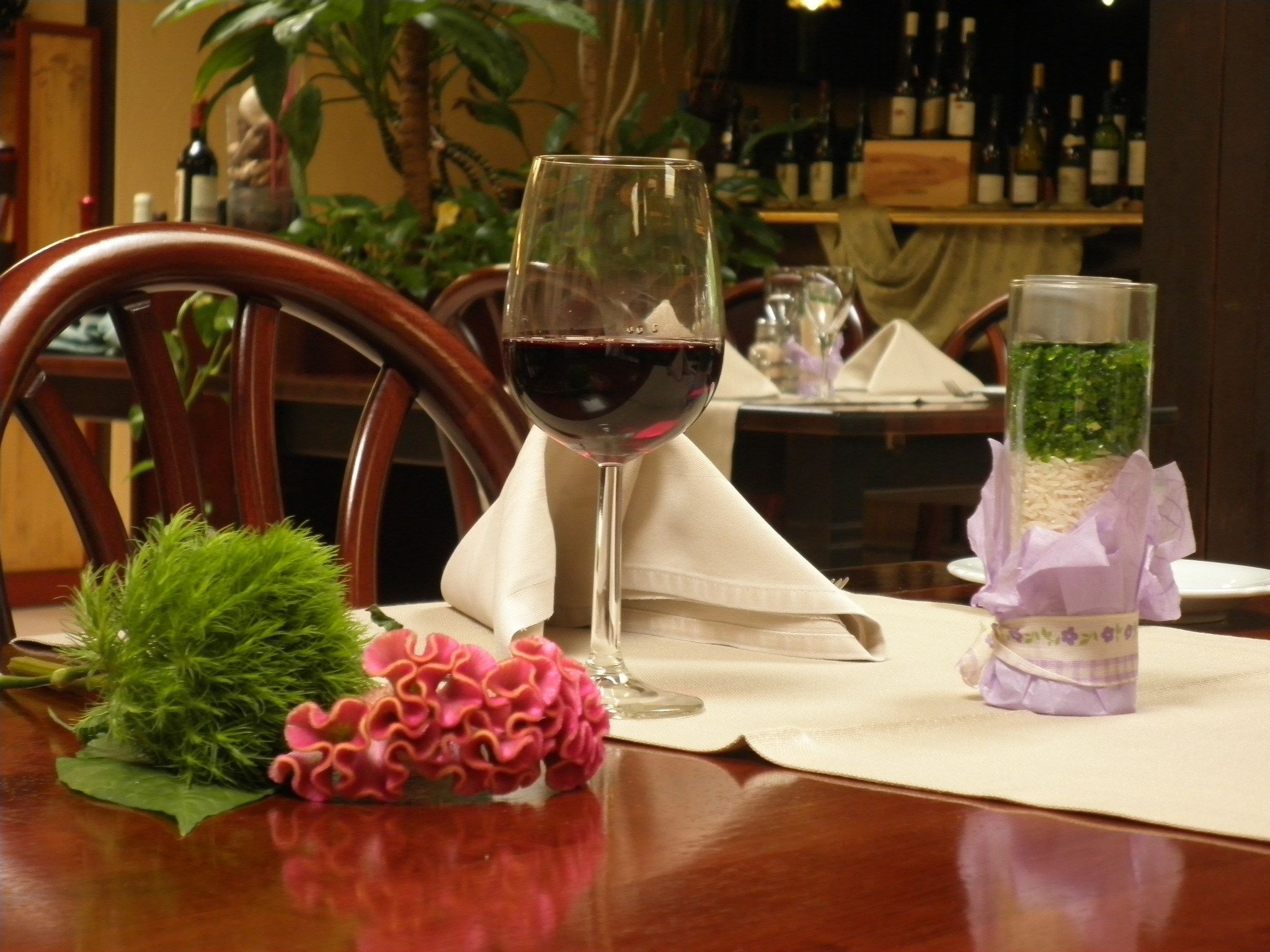 lunch and dinner served, french cuisine