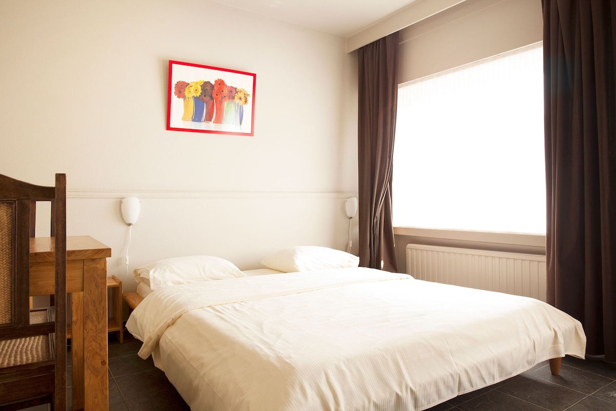In-room safe, desk, iron/ironing board (on request), free WiFi