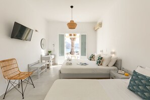 Standard Triple Room, Sea View | Premium bedding, in-room safe, individually decorated - Akrotiri Hotel (Paros)