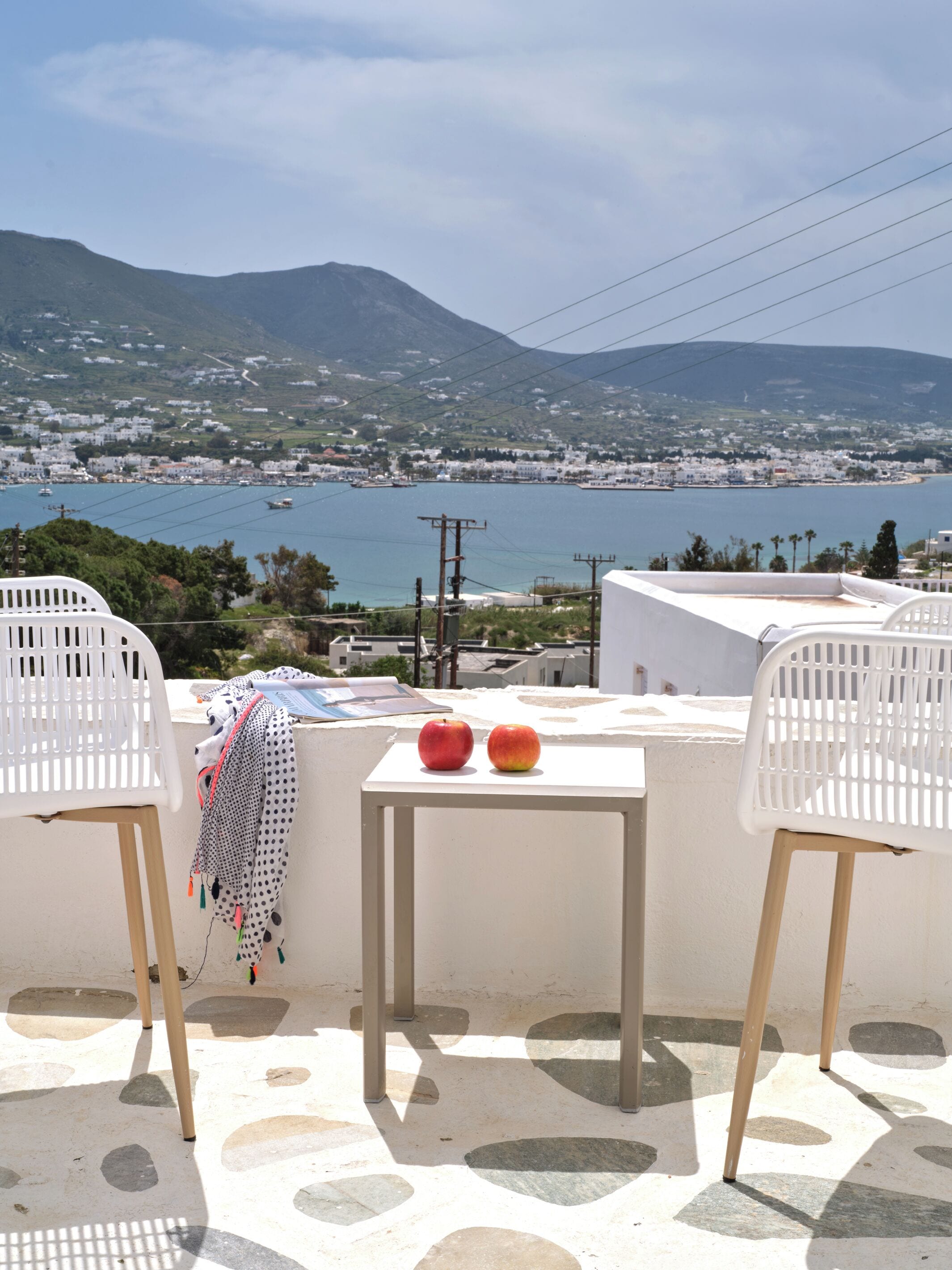 Photo - Akrotiri Hotel