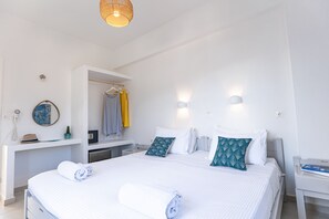 Standard Double or Twin Room, Sea View - Akrotiri Hotel (Paros)