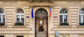 Hotel Unique