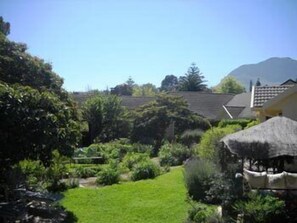 Garden - Mooring House Guest Lodge (Cape Town)