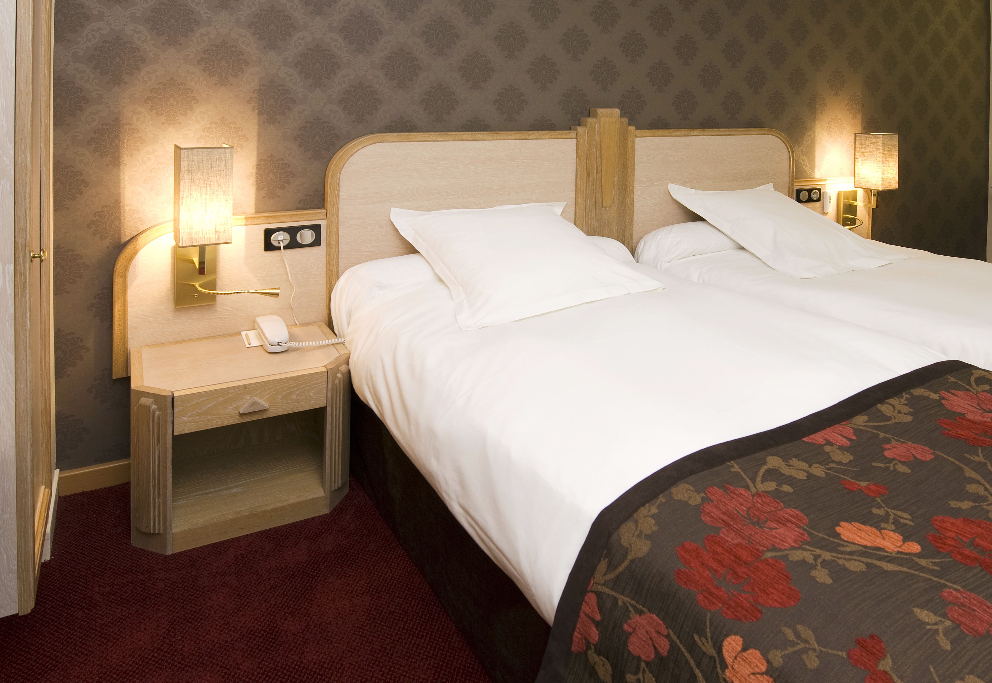 desk, blackout curtains, free cots/infant beds, rollaway beds