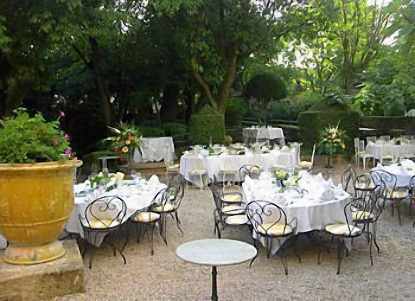 lunch, dinner served; french cuisine, garden views