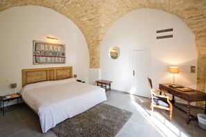 Premium bedding, minibar, in-room safe, individually decorated