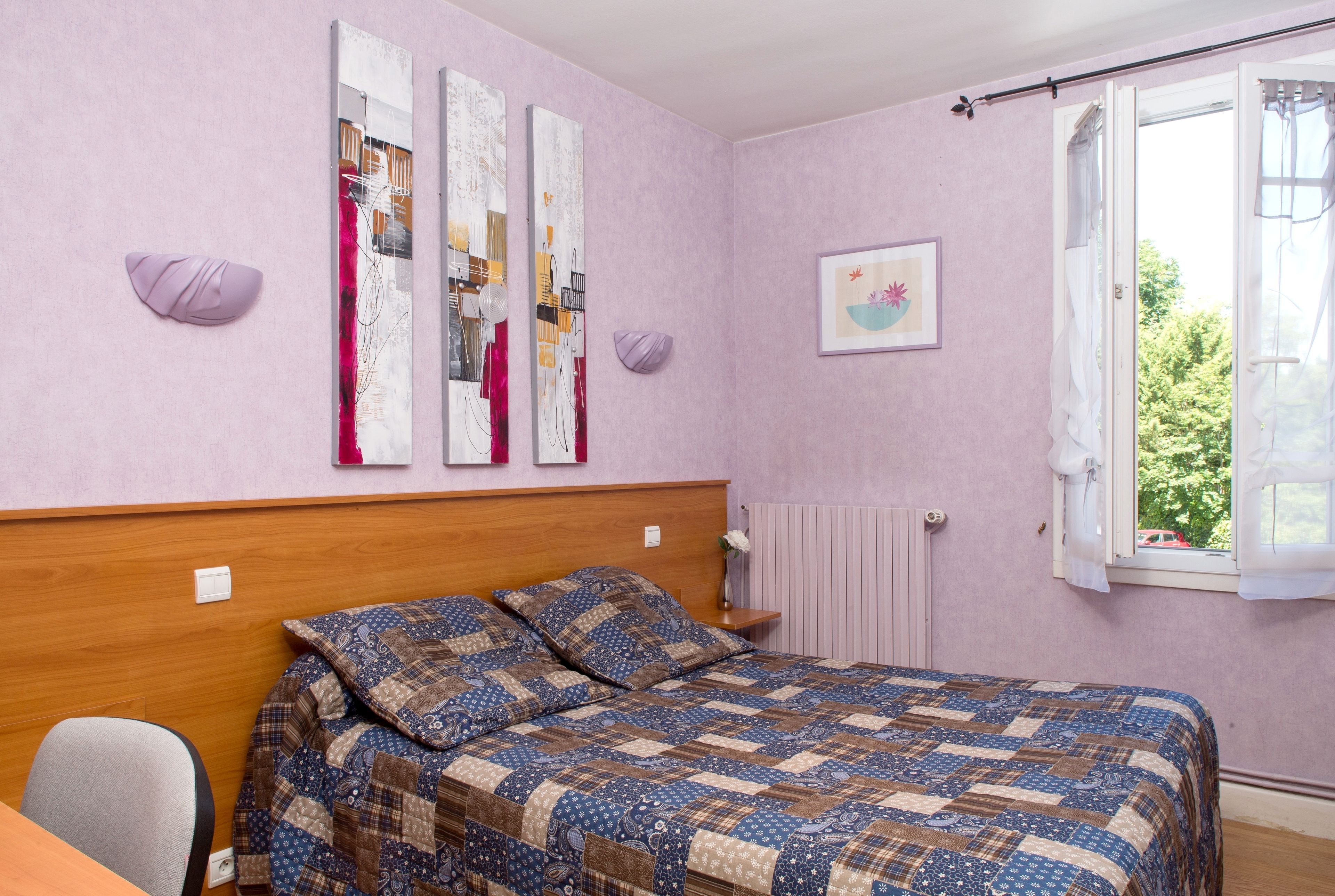 double room | in-room safe, desk, soundproofing, iron/ironing board