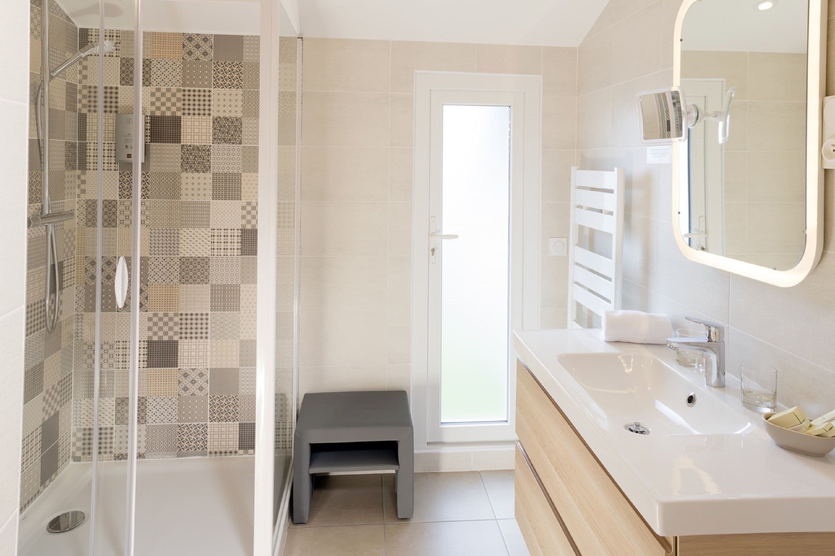 Foto - Contact Hôtels Le Savigny & Spa