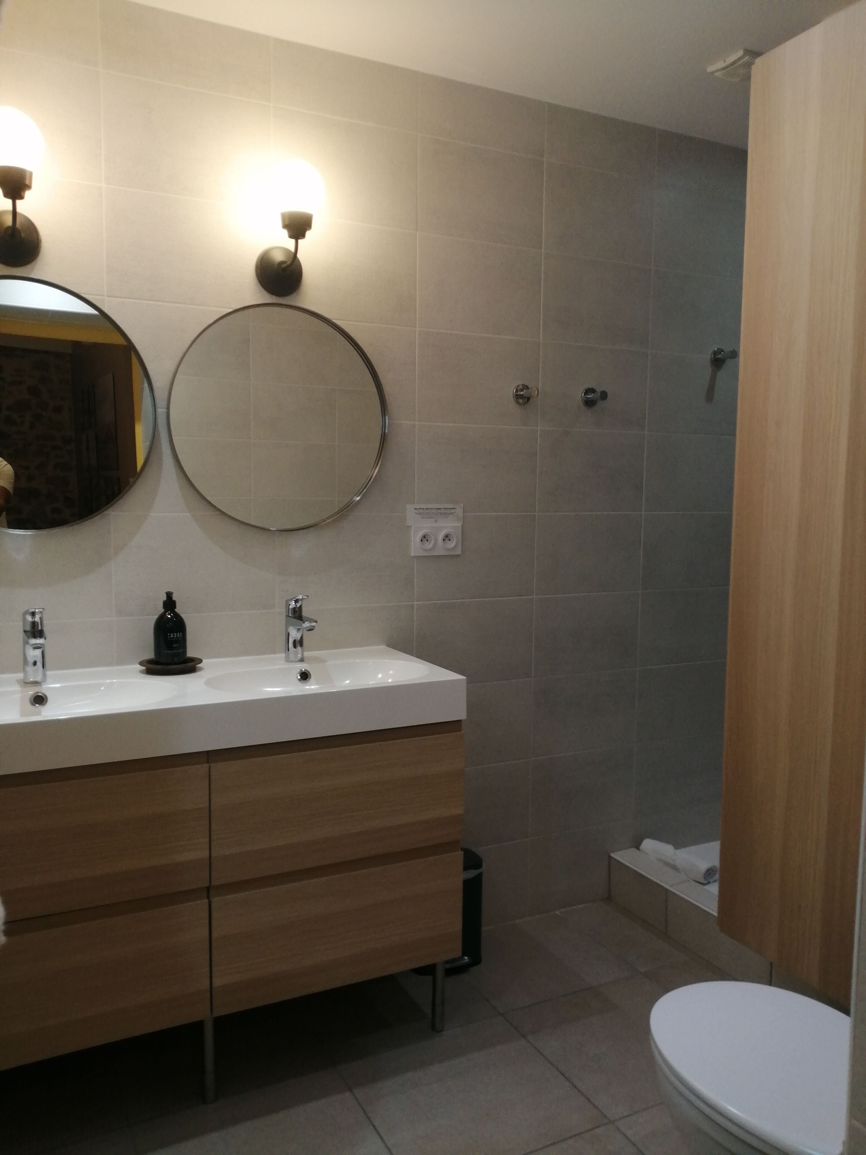 Foto - Contact Hôtels Le Savigny & Spa