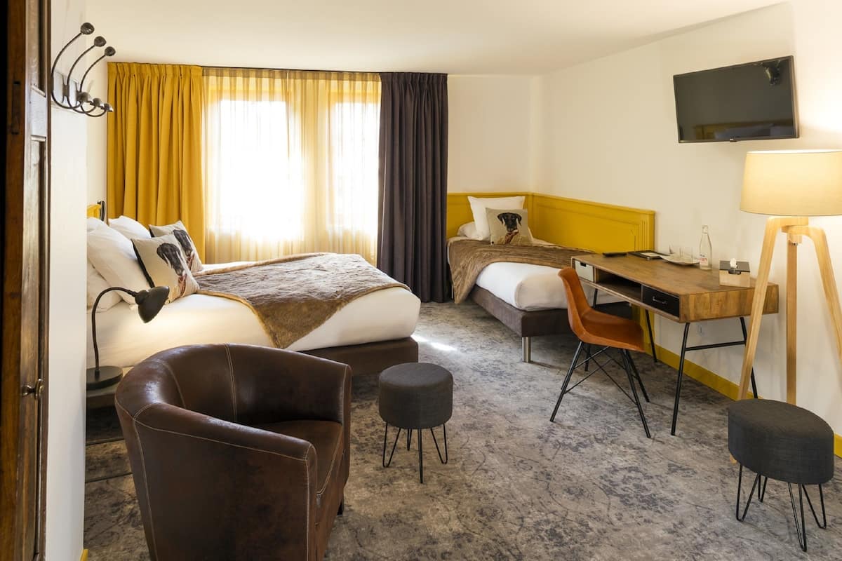 1 bedroom, premium bedding, individually decorated