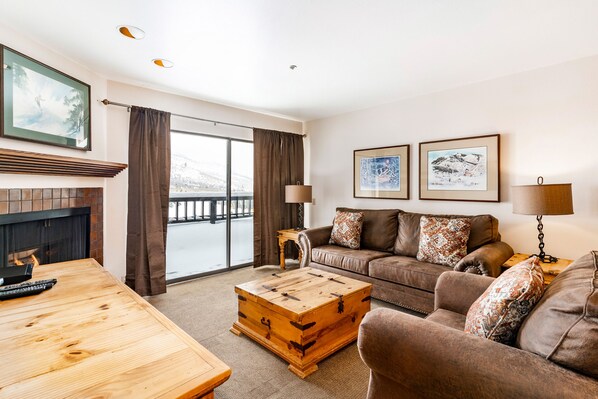 Chambre Standard | Coin séjour