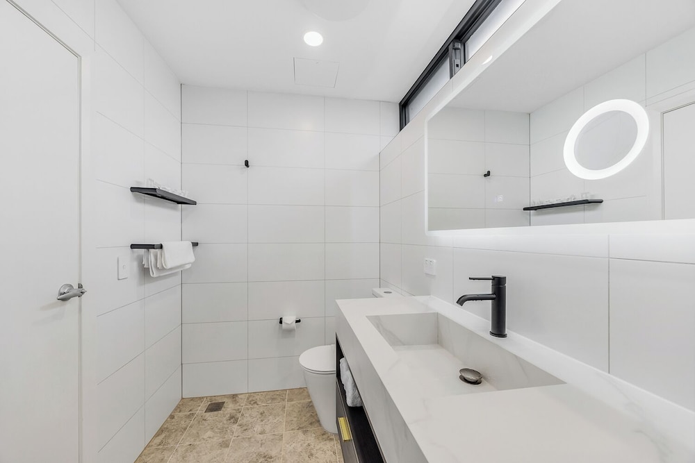 Parkview Motor Inn Parkes by null