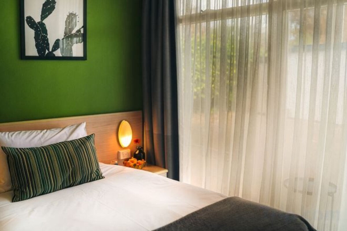 Signature Executive Room - Solo Traveller