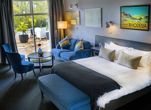 Oriana King Terrace Suite