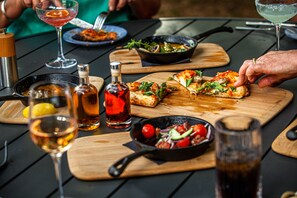 2 restaurants servant le petit déjeuner