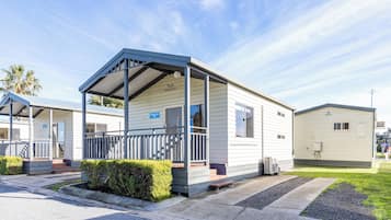 Stuga - 2 sovrum - sjöutsikt | Terrass/Patio