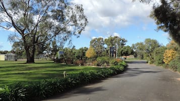 Trung tâm thể thao