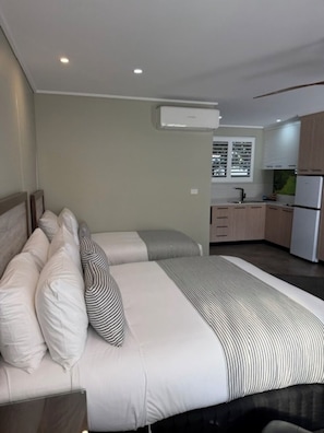 Deluxe Twin Room - Barooga River Gums Motor Inn (Barooga)