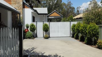 Executive House, 3 Bedrooms
