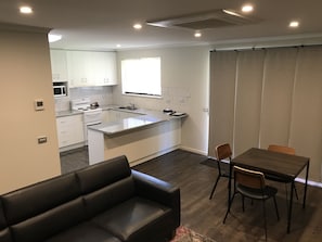 Executive House, 2 Bedrooms | Living area